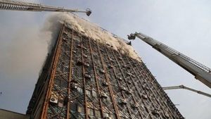  فروریختن ساختمان پلاسکو در تهران