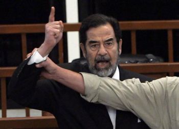 صدام در دادگاه
