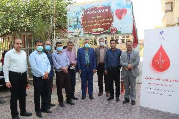 کارکنان مخابرات منطقه فارس در روز جهانی اهداء خون بیش از 13 هزار سی سی خون اهداء کردند