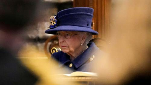 درآمد و ثروت ملکه انگلیس چقدر است؟