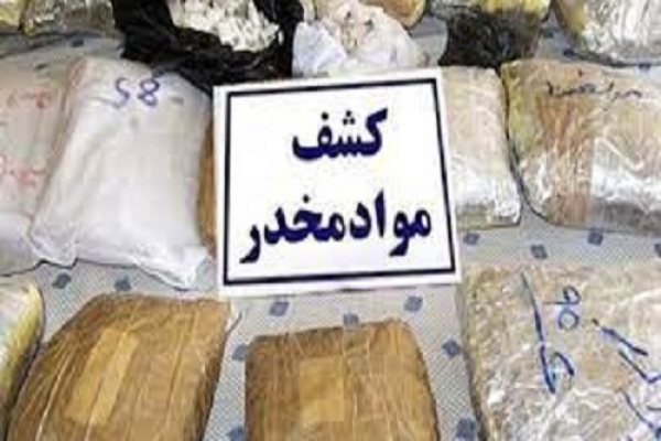 سوداگران مرگ در دام پلیس / کشف بیش از ۴۰۰کیلو موادمخدر در فارس