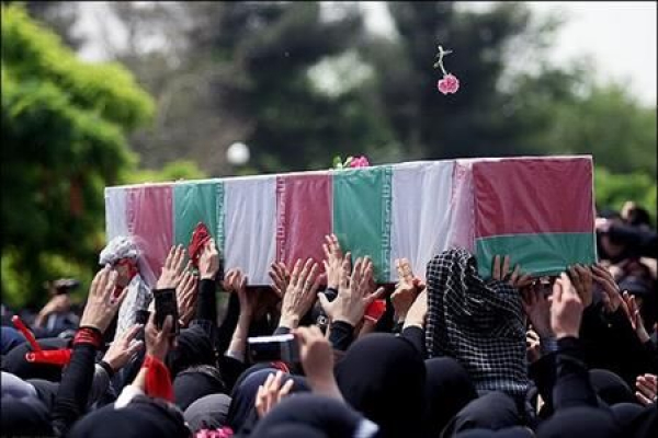 پیکر مطهر 9شهید در شیراز تشییع شد