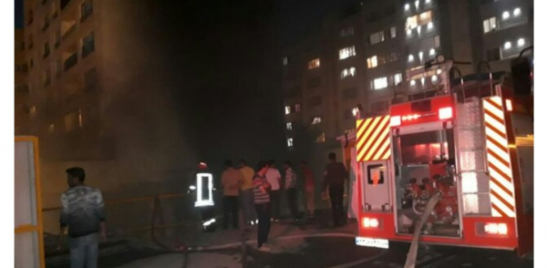 گوشی در حال شارژ خانه‌ای را در شیراز به آتش کشید