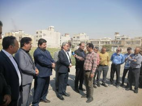 مدیر مخابرات مرکز استان در برنامه در شهر حضور یافت و در خصوص توسعه تلفن ثابت در شهرک سبحان توضیح داد