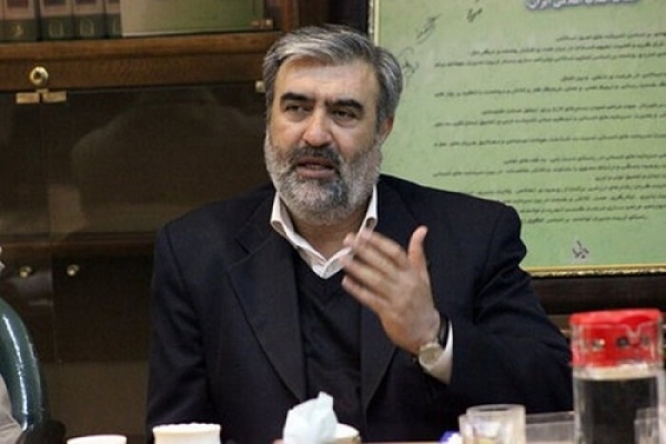 توافق با وزیر دفاع برای ساخت قطعه ۸آزادراه شیراز -اصفهان
