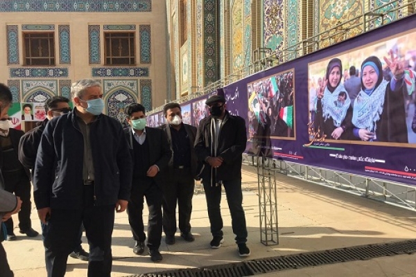 افتتاح نمایشگاه عكاسان خبری فارس در حرم شاهچراغ(ع) 