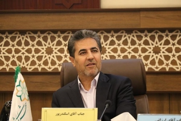 مانع تراشی در اجرای پروژه ها و متوقف کردن آن خیانت به مردم شیراز است