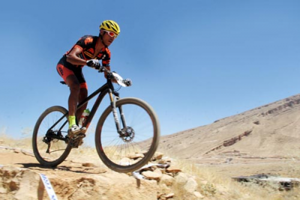 درخشش دوچرخه سواران فارس در مسابقات دوچرخه سواری کوهستان/ فارس با ۴ مدال در نوک‌ قله