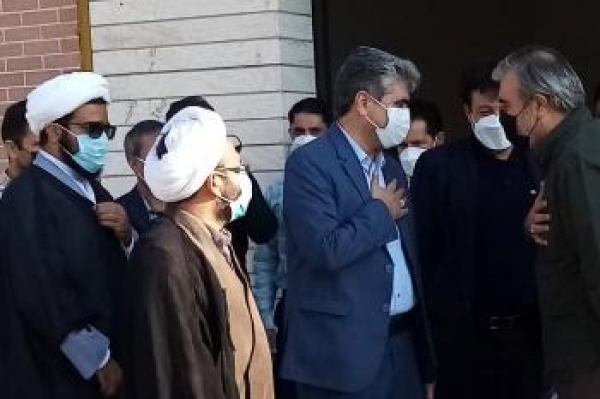 بازدید نماینده مردم  شیراز و زرقان در مجلس از پروژه تلفن ثابت مسکن مهر امام رضا (ع) در شهر لپویی