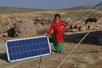 تحویل بیش از 2 هزار و 400  سامانه برق خورشیدی به عشایر فارس
