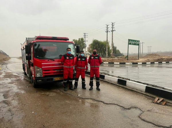 آماده باش آتش‌نشانی شیراز برای مقابله با حوادث ناشی از بارندگی